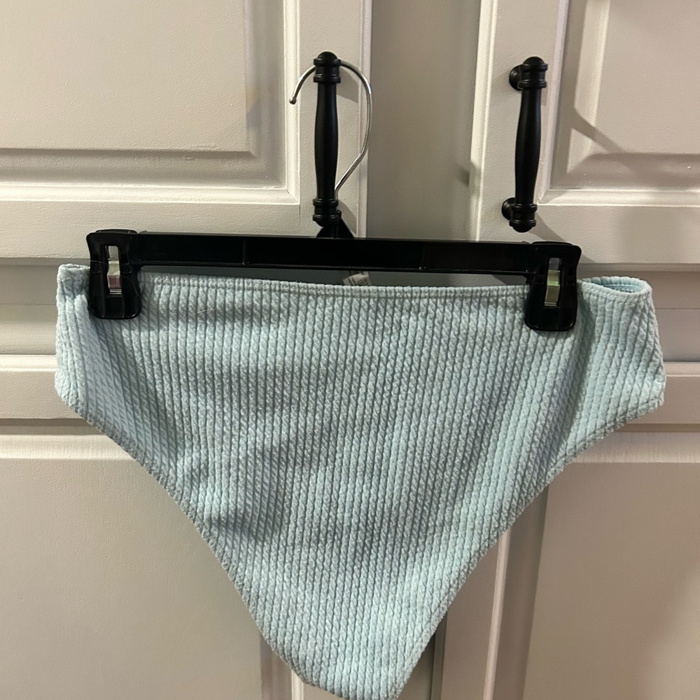 Light Blue Ribbed Bikini Set - Picture 3 of 5